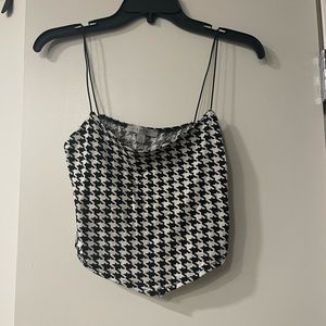 Black & White Crop
